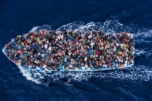 Navire de réfugiés en Méditerrannée, en Juin 2014